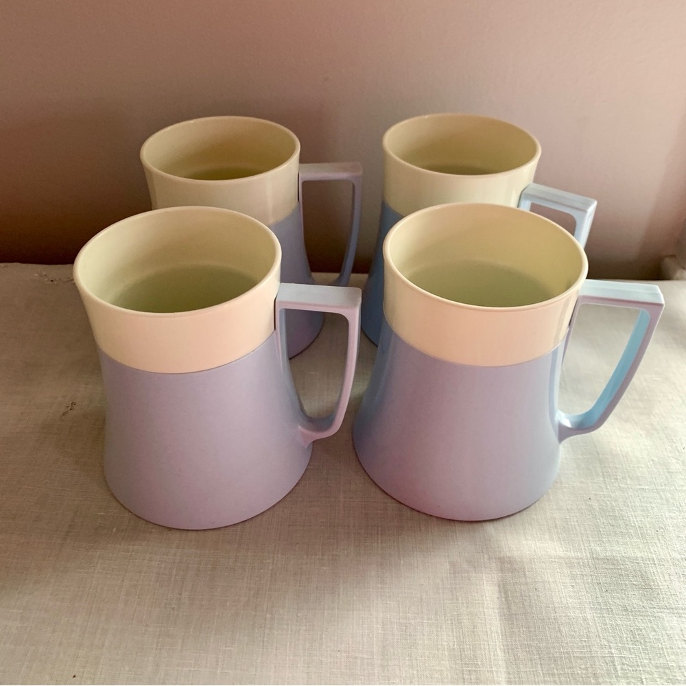 Vintage Mid Century Thermal Mug Set Of 4 Quikut 1971